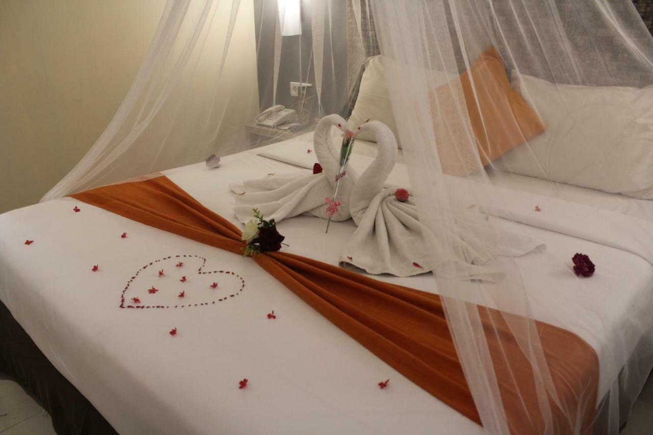 กรีนโอเทล ซิเลกอน Hotel ชิเลกอน ภายนอก รูปภาพ
